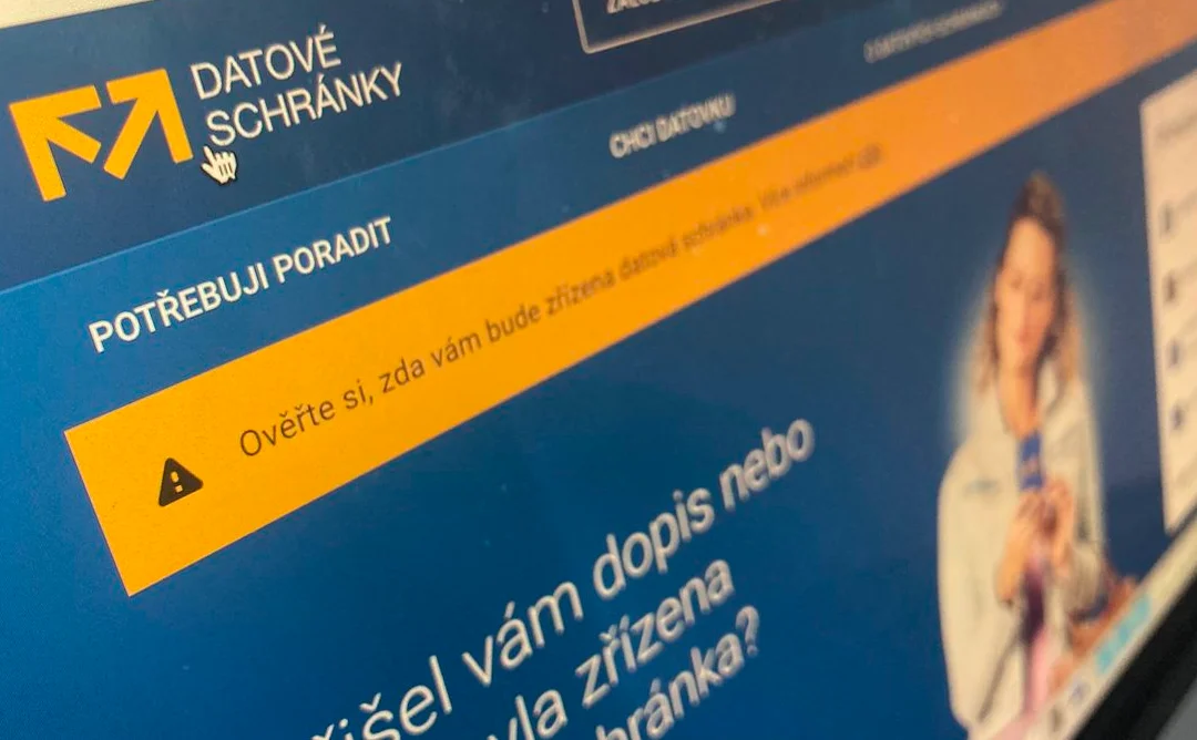 📧 BẠN CÓ ĐANG “BỎ QUÊN” DATOVÁ SCHRÁNKA – HÒM THƯ ĐIỆN TỬ?